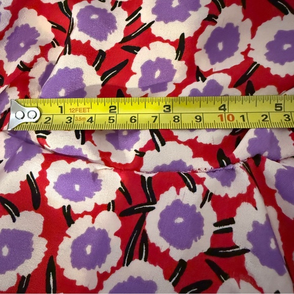 Diane Von Furstenberg Alexia Floral-Print Silk Crepe De Chine Wrap Top Size 2 - Picture 12 of 15